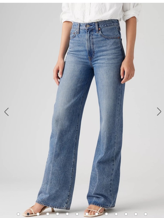 Levi's Denim - Levi's High-Rise Wide Leg Jeans in Light Blue Wash